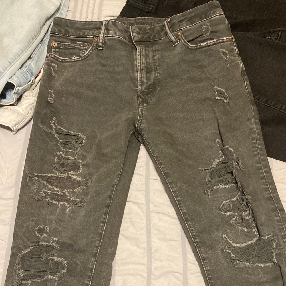 American Eagle Rip Jeans 30x32 Men